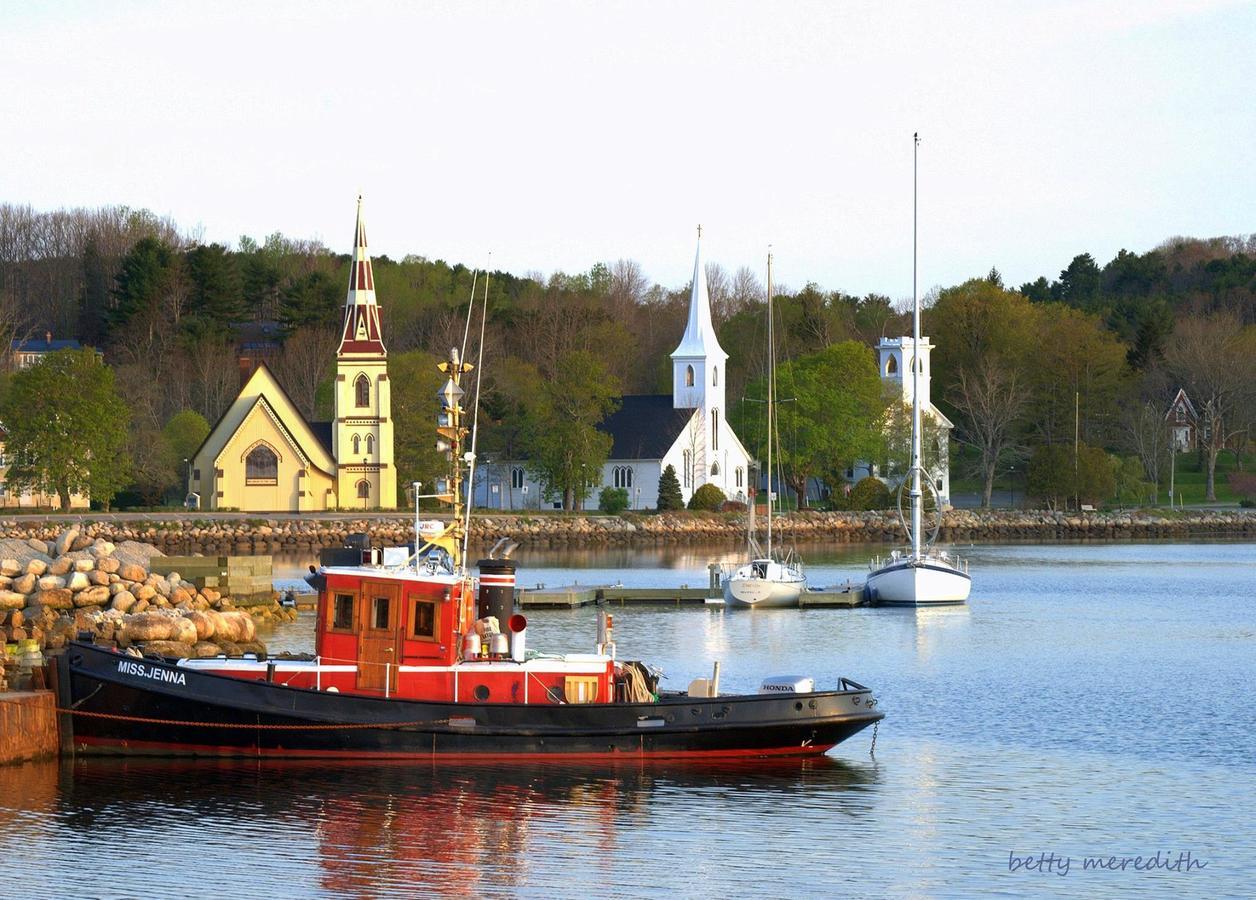 Mahone Bay Beach House ภายนอก รูปภาพ